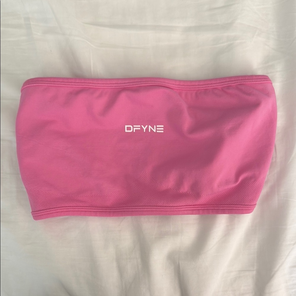 DFYNE Pink Sports Bra